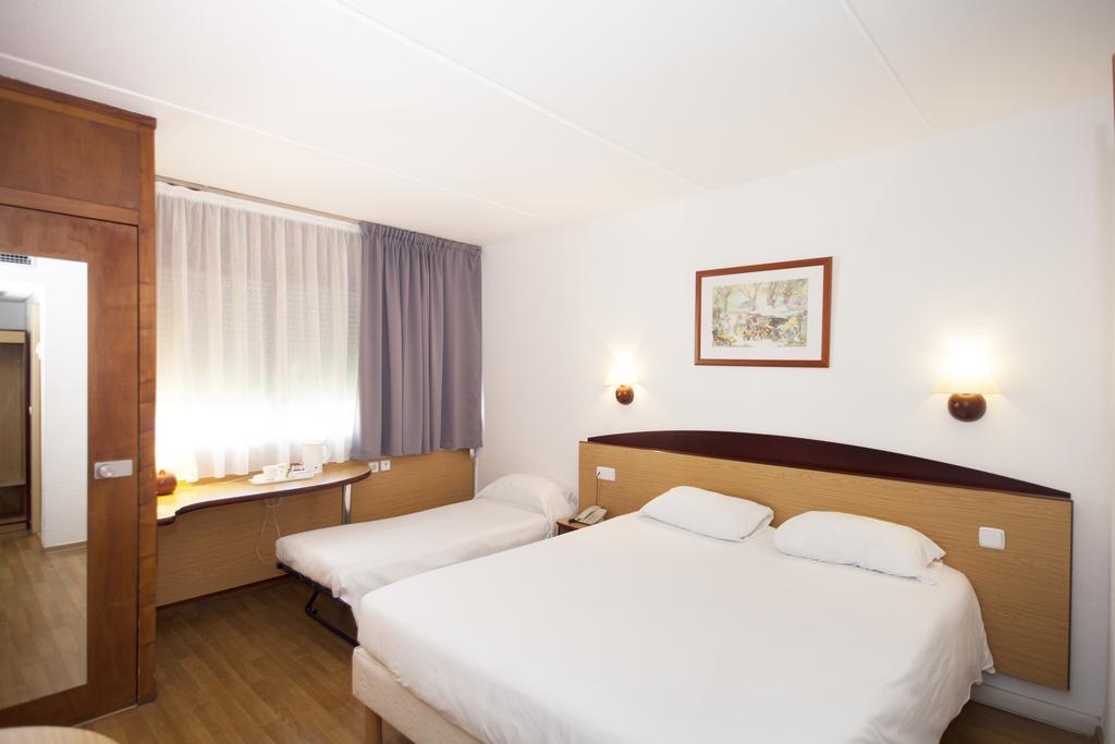 Travelodge Barcelona Del Valles Hotel 3*